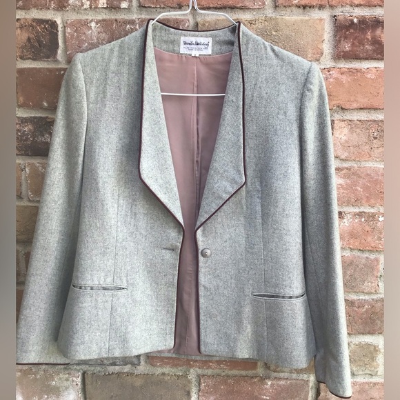 Vintage Diane Von Furstenburg blazer size 8 - Picture 1 of 5
